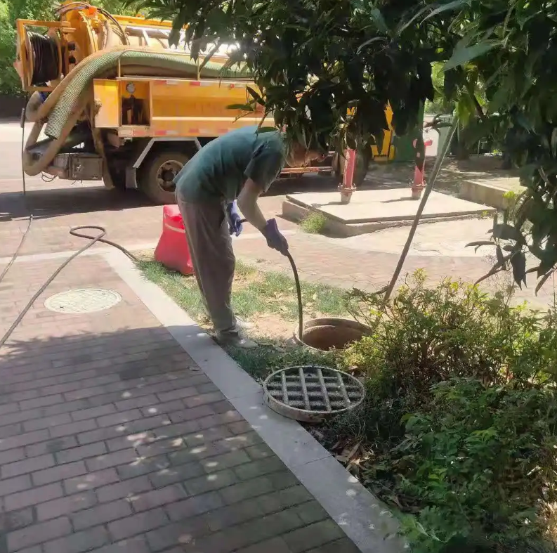 钦州市政排污管道清淤疏通——专业团队，让您全程省心！